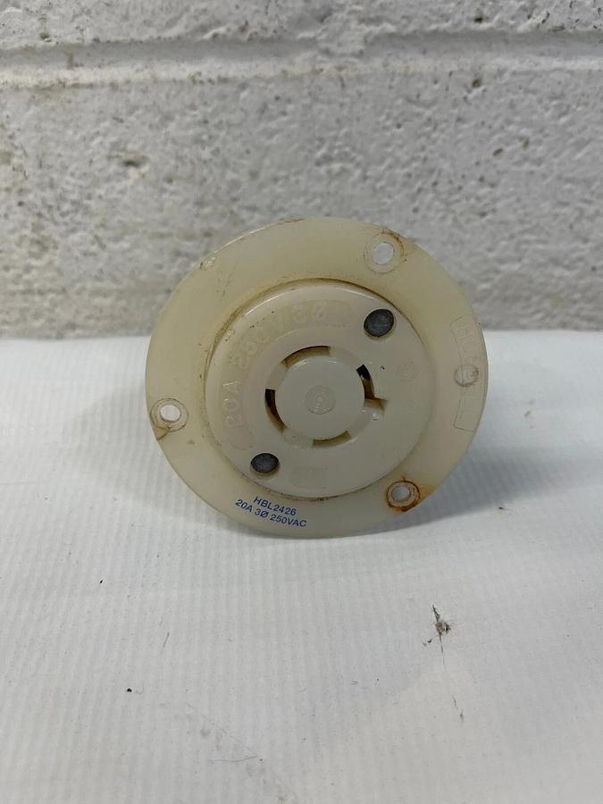 Used Hubbell HBL2426 20 A, 250 VAC, Locking Flange Outlet