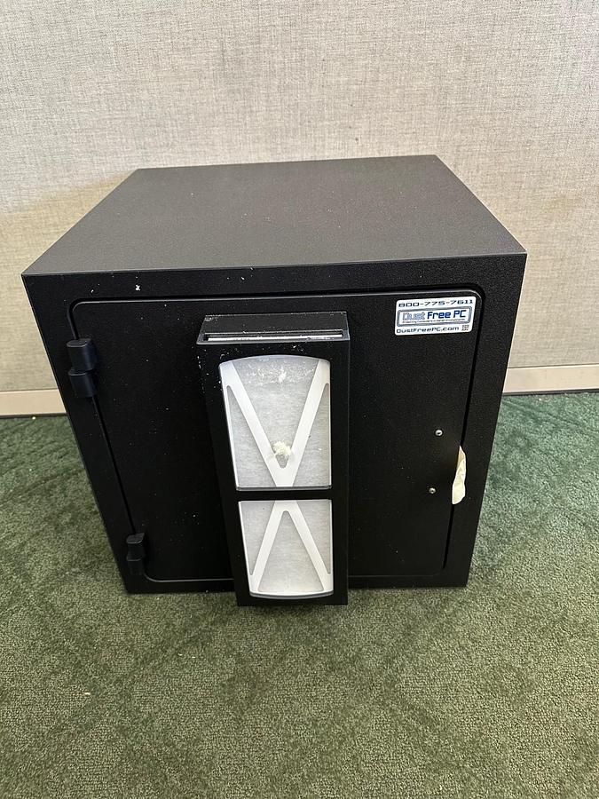 Used Dust Free PC DFP201W21 Fan Filter System *NEW*
