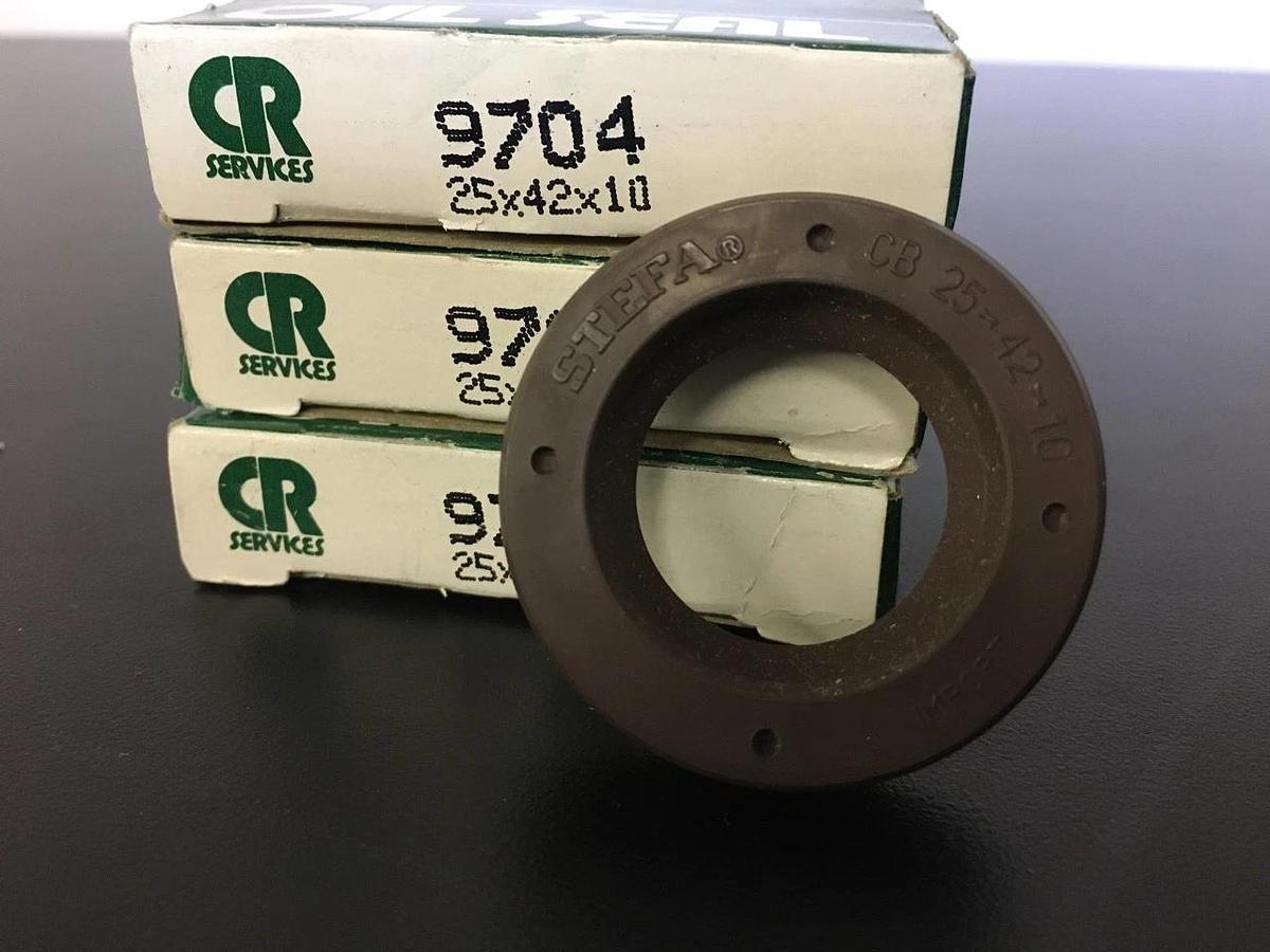 Used Chicago Rawhide CR Oil Seal 9704 NIB Lot of 3