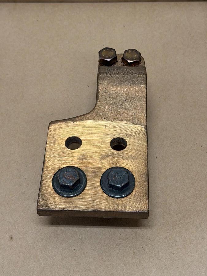 Used Delta Connector PMR60C12-1-4N4 Copper Alloy, 90 Degree Vertical Placement