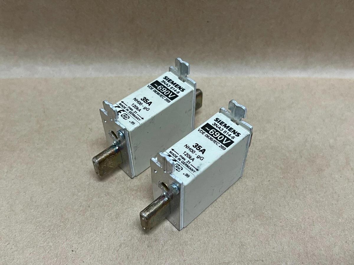 Used Siemens 3NA3 814-6 690V, 35A, Fuse Link - Lot of 2