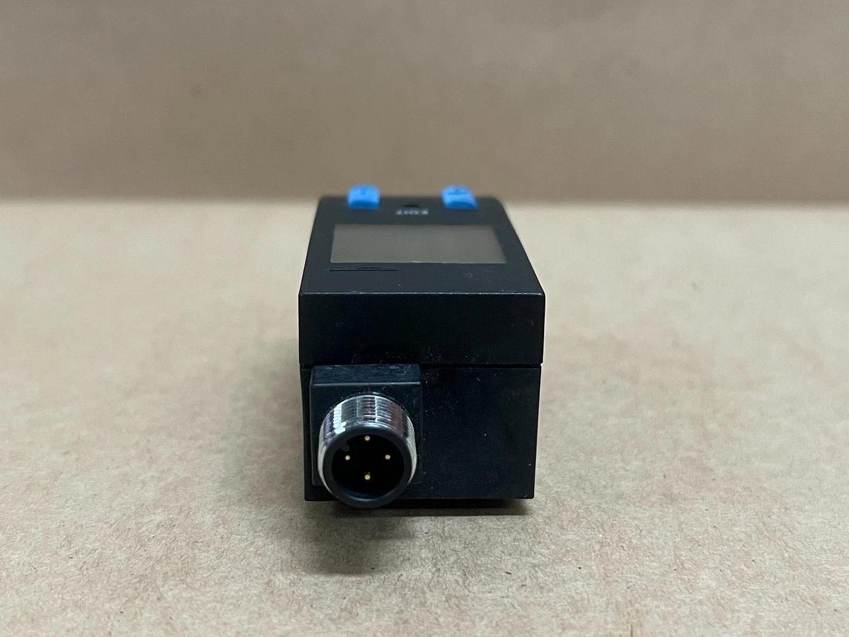 Used Festo SDE1-D10-G2-H18-C-P1-M12 0-10bar, 0-145 PSI Pressure Sensor