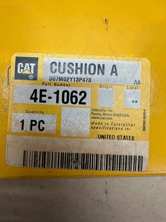 CAT 4E-1062 Cushion Assembly