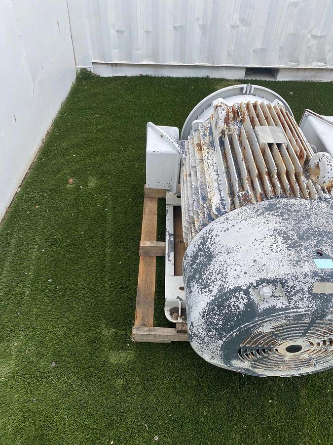 Used Lincoln Motors CC449S4S200T6025AB1HT1RB, 200 HP Motor, 1785 RPM