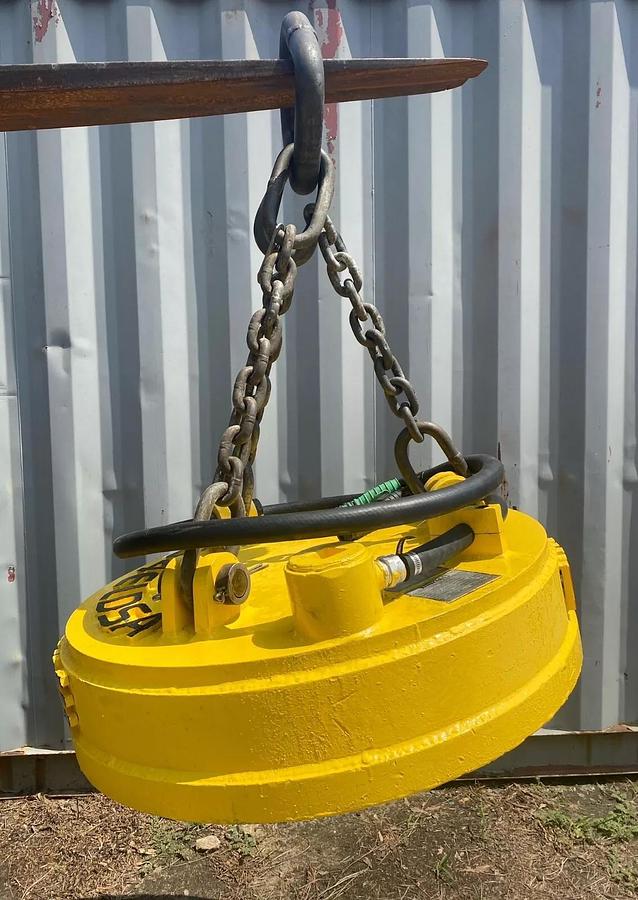 Used Winkle 34ELDSA OptiMag 34” Circular Lifting Magnet w/ Chain