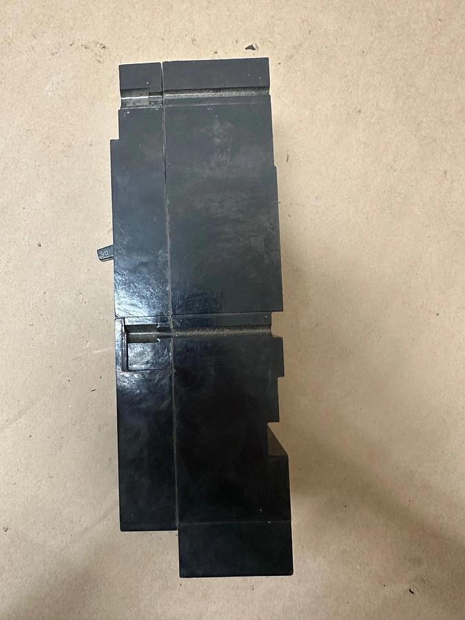 Used General Electric TB13090BWE09 90A 3 Pole Circuit Breaker