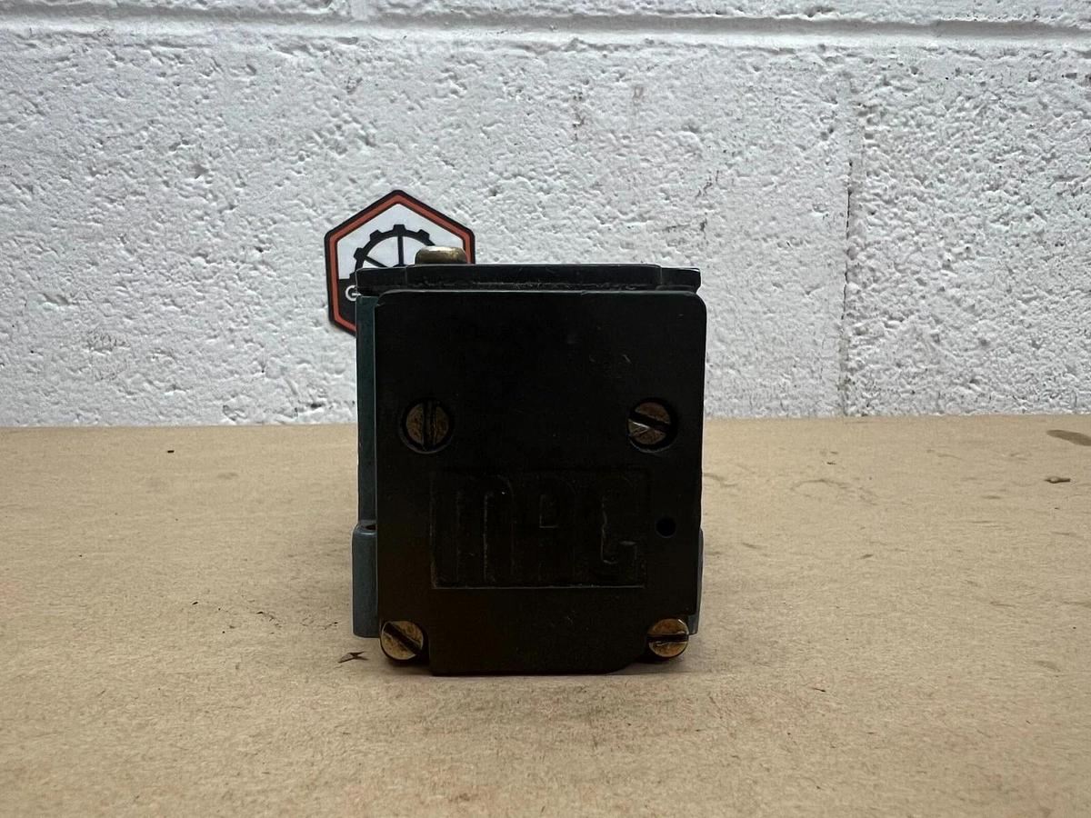 Used MAC PME-611DABE Solenoid Valve