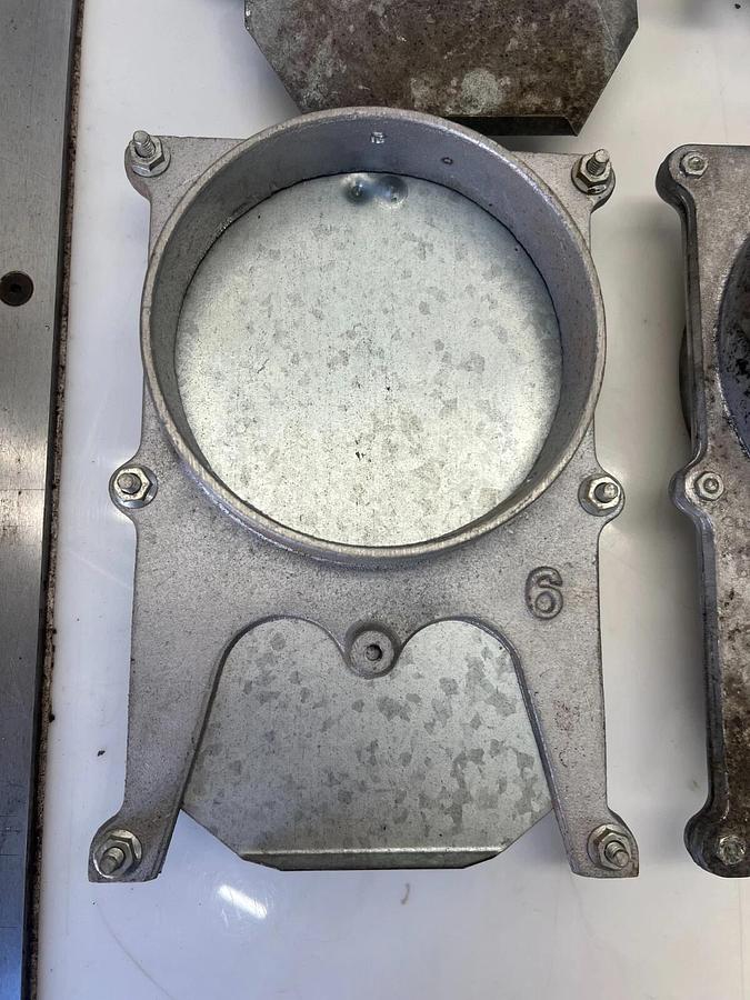 Used 6” Aluminum Blastgate - Lot of 9