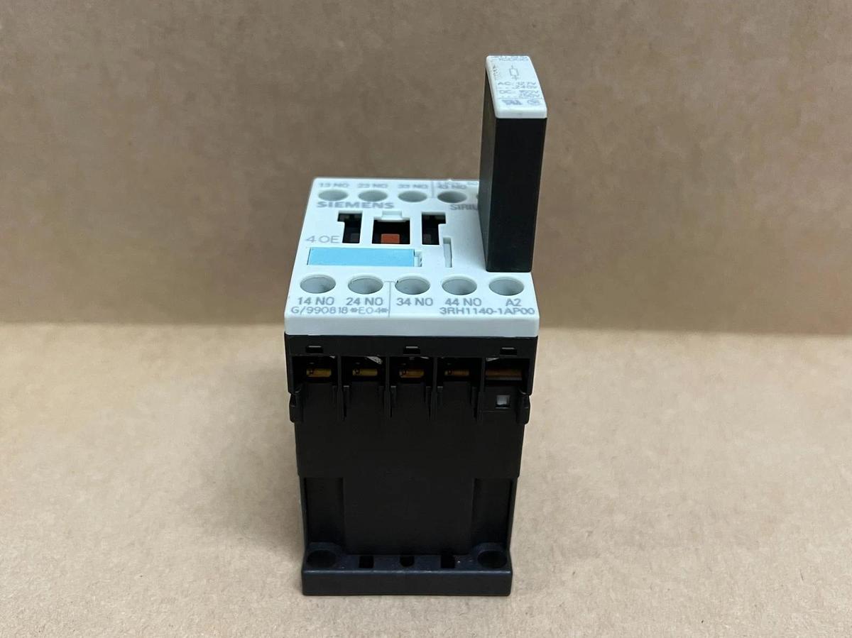 Used Siemens 3RH1140-1AP00 Contactor w/ 3RT1916 Surge Suppressor