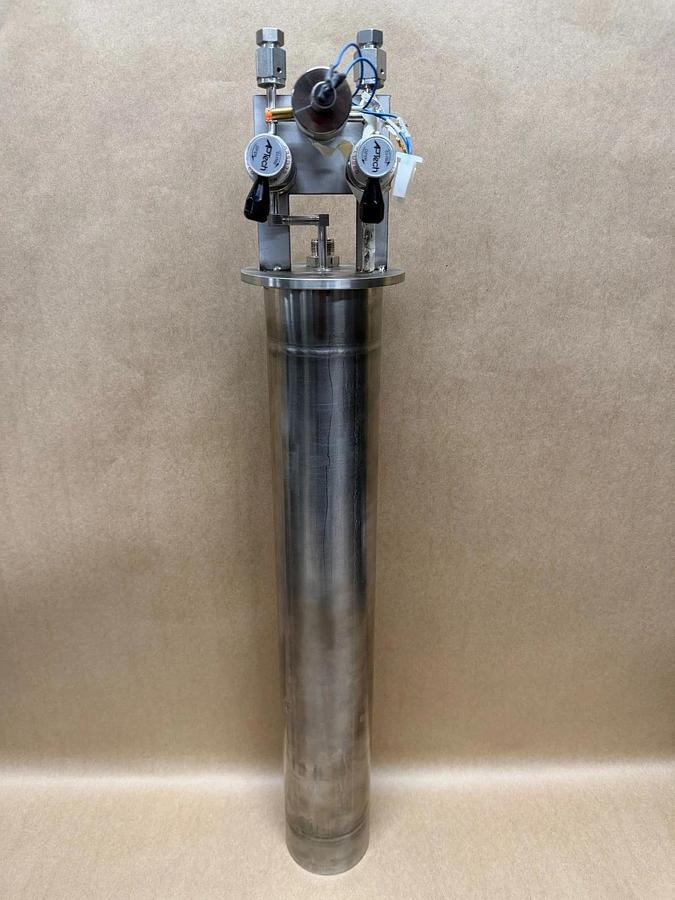 Used APTech AP3550HM Pneumatic Diaphragm Valve, (2) AP3625 Diaphragm, C276 1Gal Tank