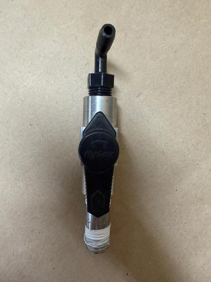 Used Hy-Lok P1VF-4N Plug Valve 1/4”, 3000psi w/ Fittings