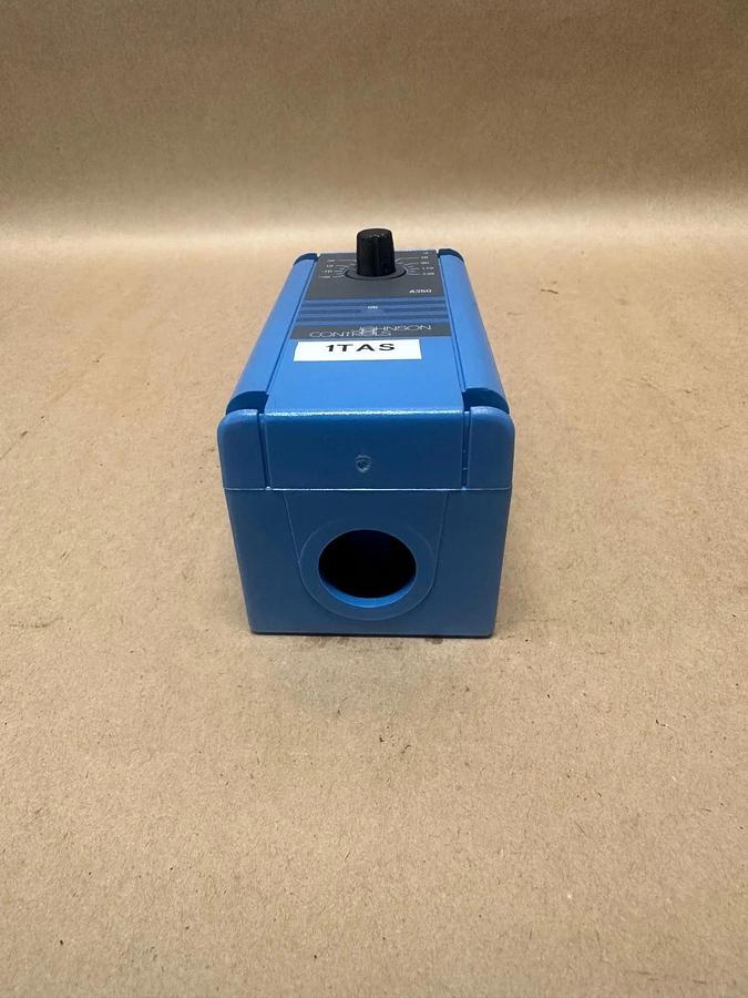 Used Johnson Controls A350AA-1 Temperature Controller
