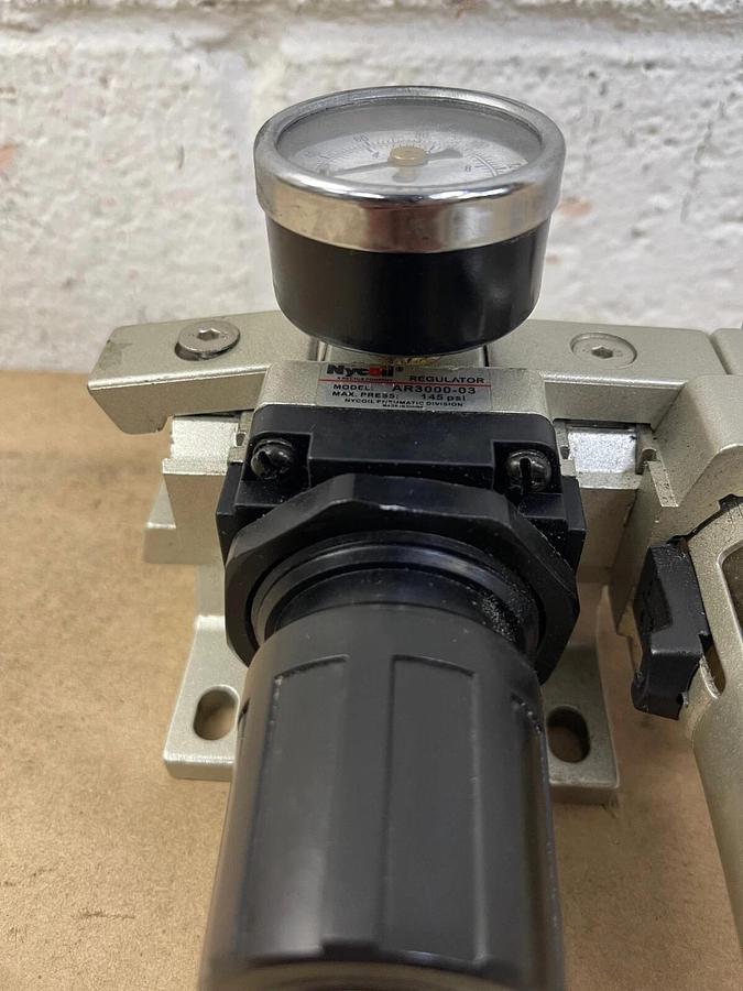 Used Nycoil AR3000-03 and AL3000-03 Pneumatic Regulator Filter Check Valve Assembly