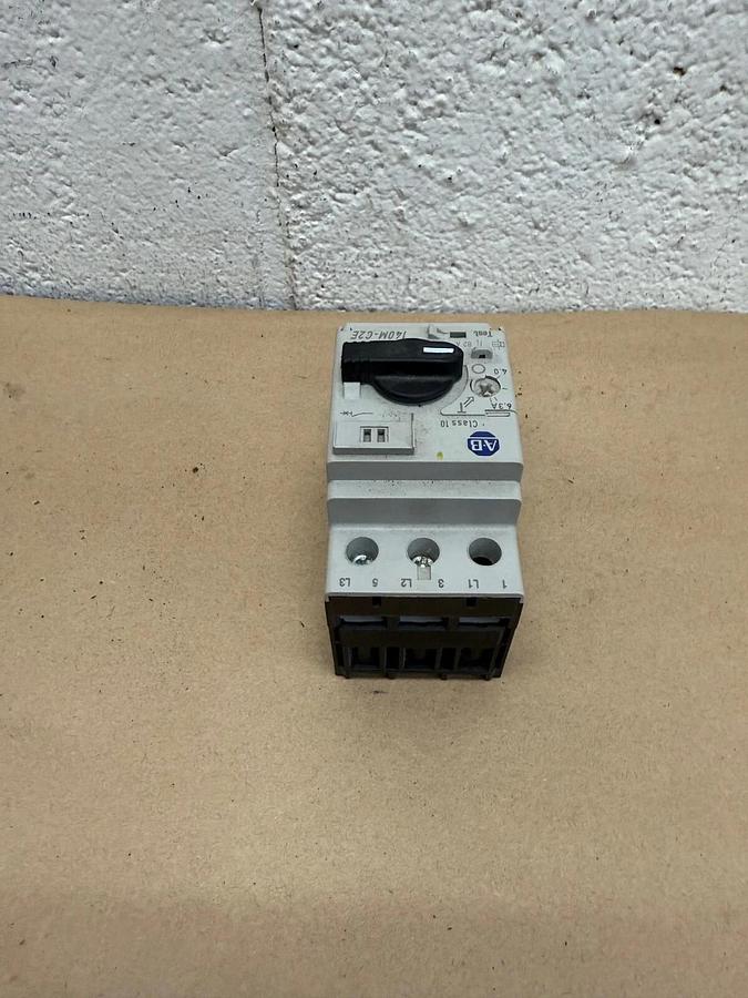 Used Allen-Bradley 140M-C2E-B63 Circuit Breaker, Series C