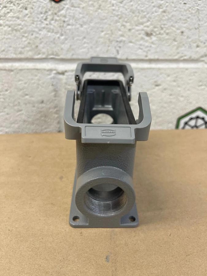 Used Harting 19300240272 Surface Mount Housing, M32, Type 4X/12 Enclosure
