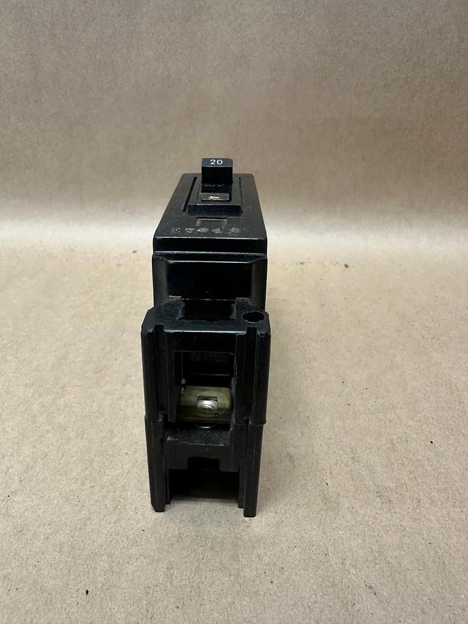 Used General Electric TE1020 20A 1 Pole Circuit Breaker