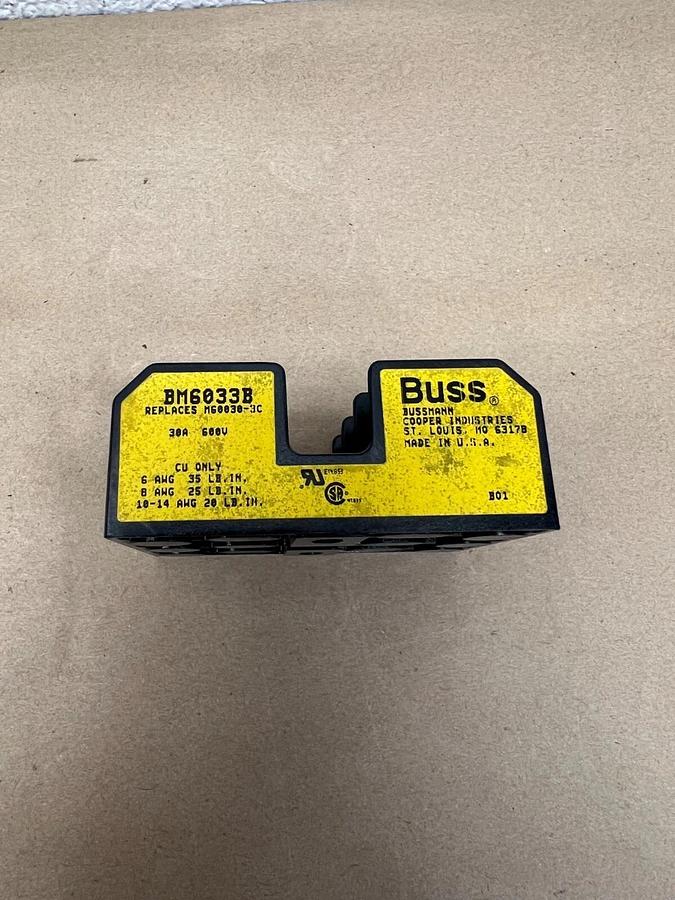 Bussmann BM6033B TRON Fuseblock