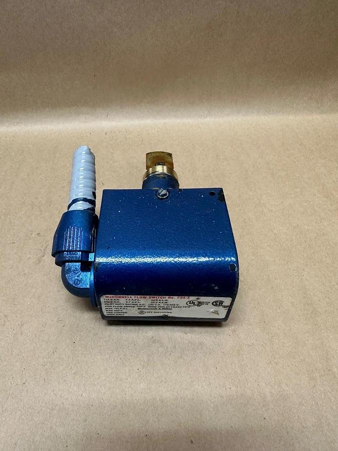 Used McDonnell & Miller FS4-3 Flow Switch
