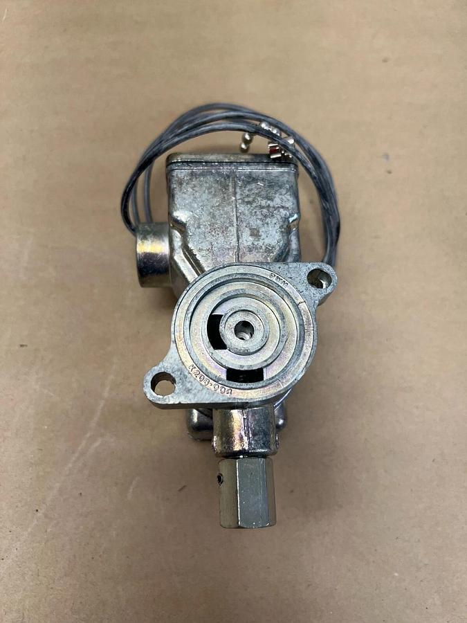Used Parker K065503353 Pilot Valve