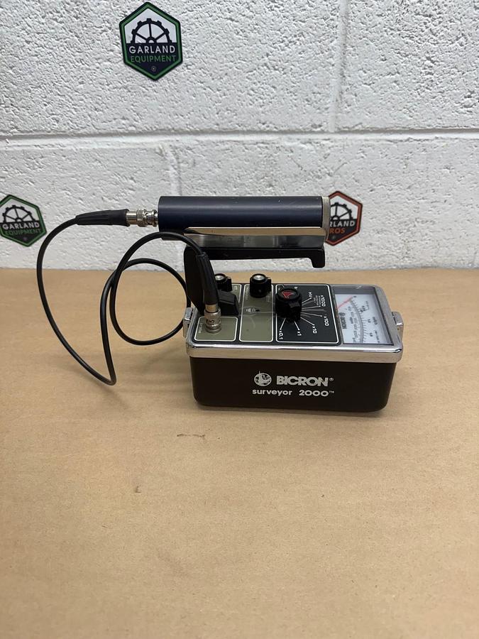 Used Bicron Surveyor 2000 Radiation Detector / Geiger Counter with Probe