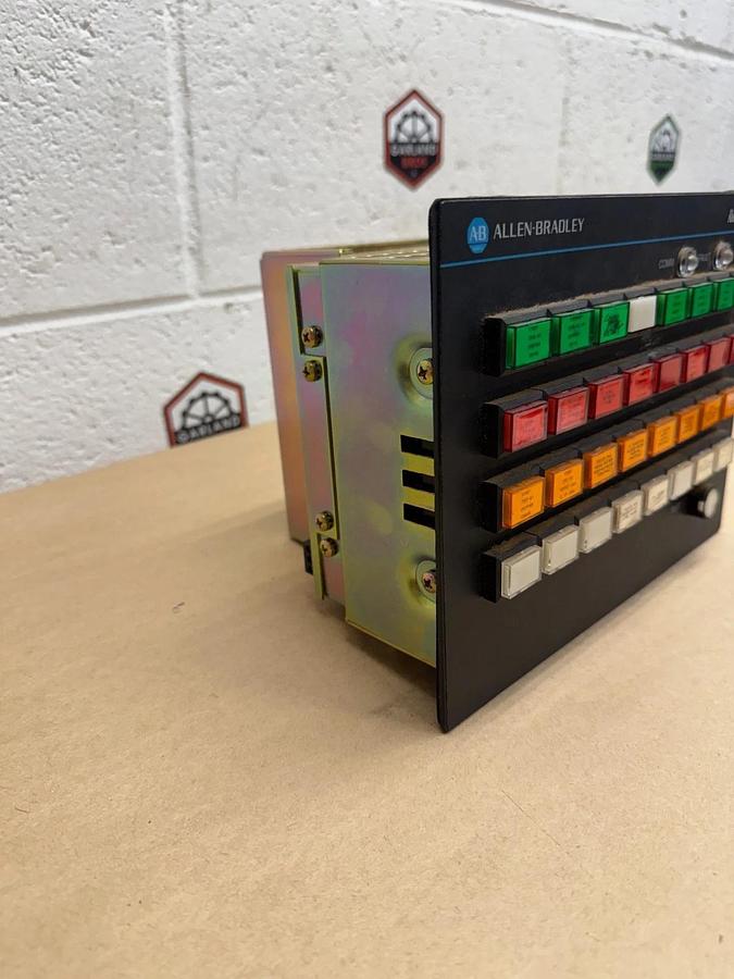 Used Allen-Bradley 2705-P11J1 Ser E, RediPanel, 120/240VAC Operator Interface
