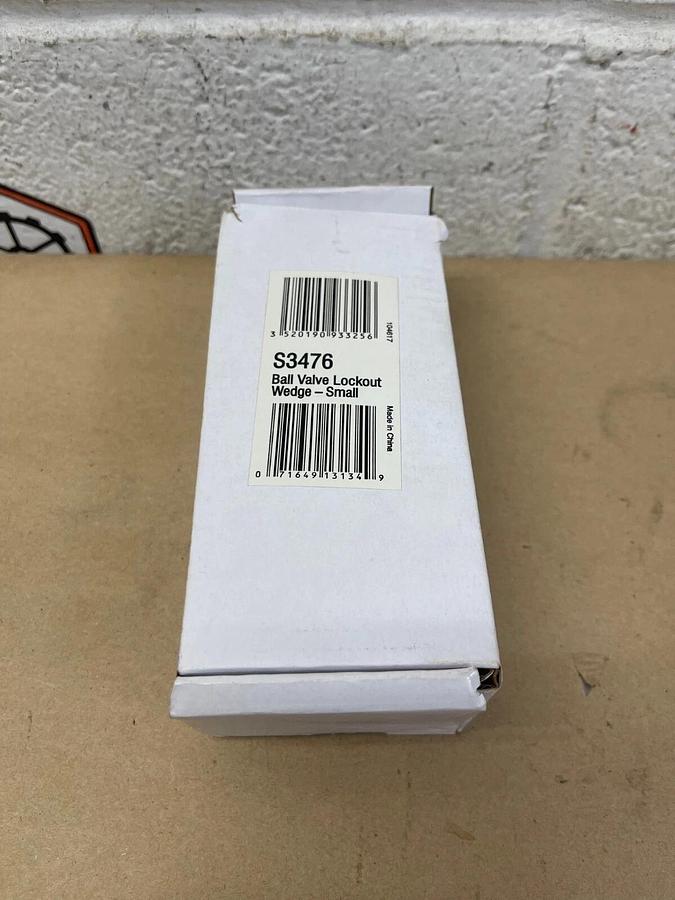 MasterLock S3476 Ball Valve Lockout Wedge