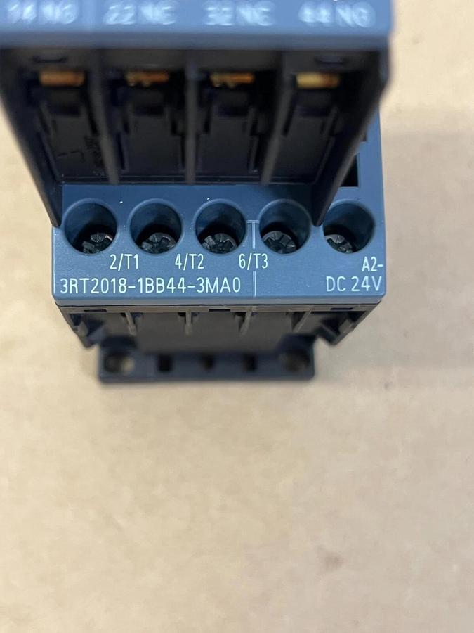 Used Siemens 3RT2018-1BB44-3MA0 Sirius Contactor