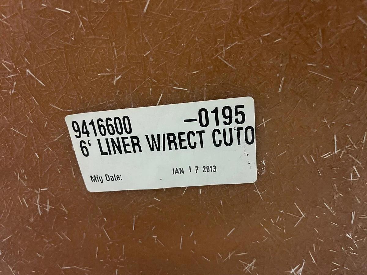 Used LabConco 10050000010814 Laboratory Fume Hood w/ Bench Top