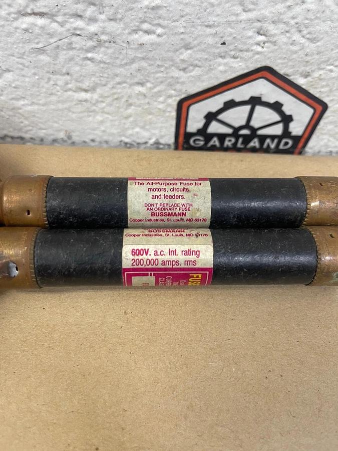 Used Bussmann FRS-R-3 Fusetron, Dual Element, Time Delay, 3 Amp, 600VAC - Lot of 2