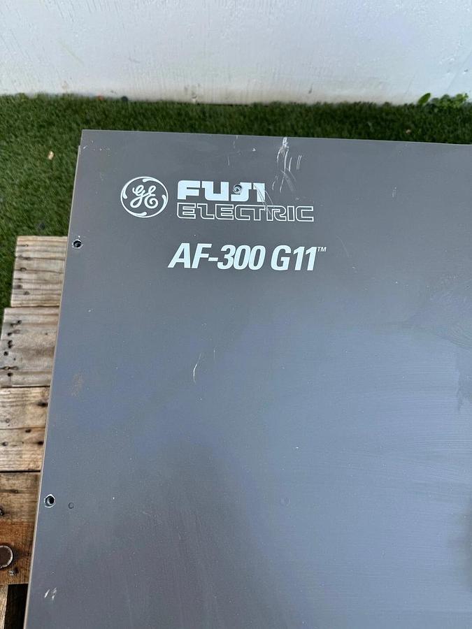 Used General Electric/ Fuji Electric 6KG1143300X9B1 VFD Drive 300Hp 380-460V, 3 Phase