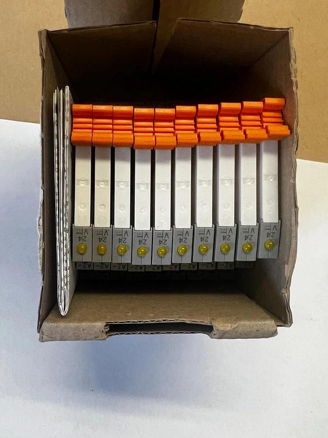 Used Phoenix Contact PLC-RSC–24 DC/21 Interface Relay Module - Qty 10
