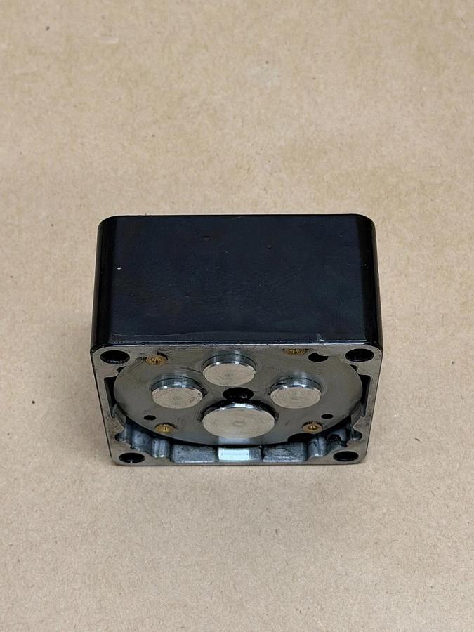 Used Oriental Motors 4GK75K Gearhead, 3/8” Shaft