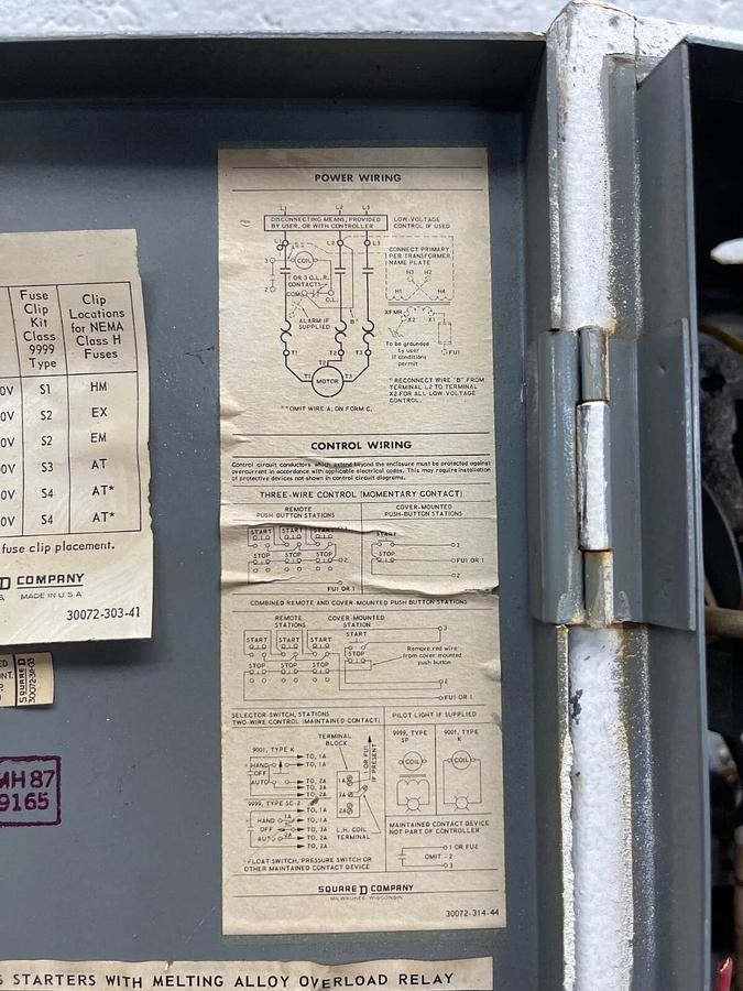Used Square D 8538-SBG-13 AC Combination Starter Ser A, 30A Disconnect Rating NEMA 0