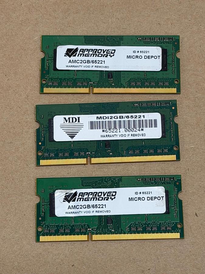 Modules Technology Inc. D3S18B-B4 DDR3 SO-DIMM Laptop Memory Module - Lot of 3