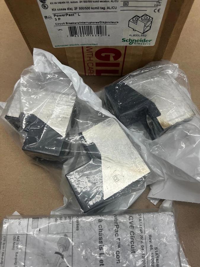 Used Schneider Square D AL600LS52K3 Lug Kit Circuit Breaker Lugs Only *NEW*