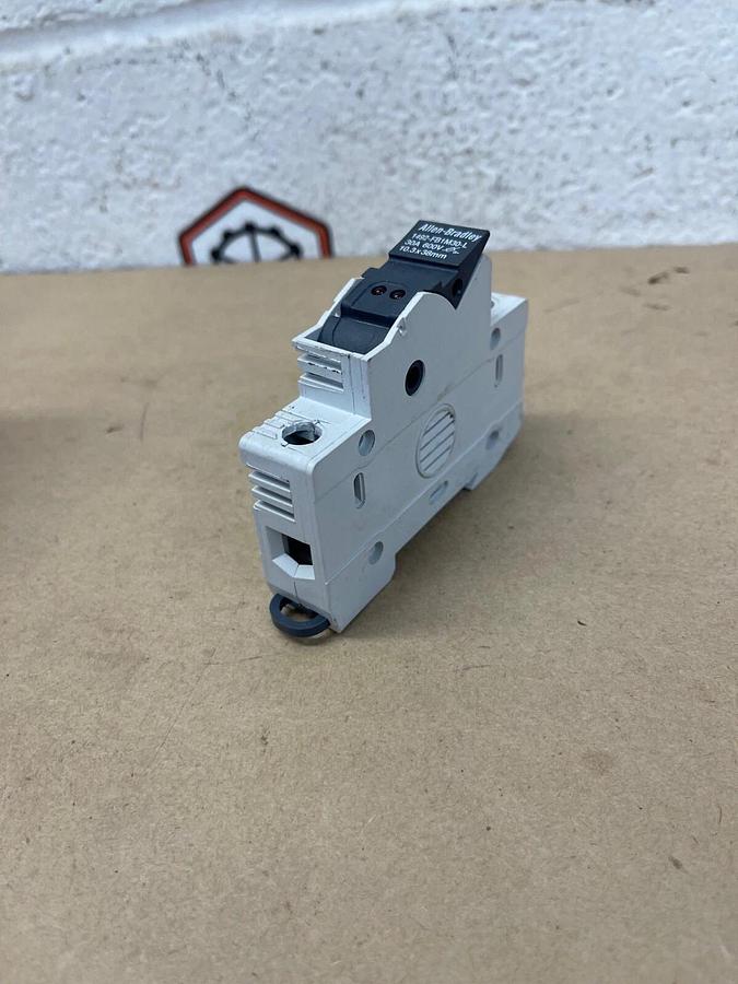 Used Allen-Bradley 1492-FB1M30-L Fuse Holder, Series B, 30A, 600V, 50/60 Hz