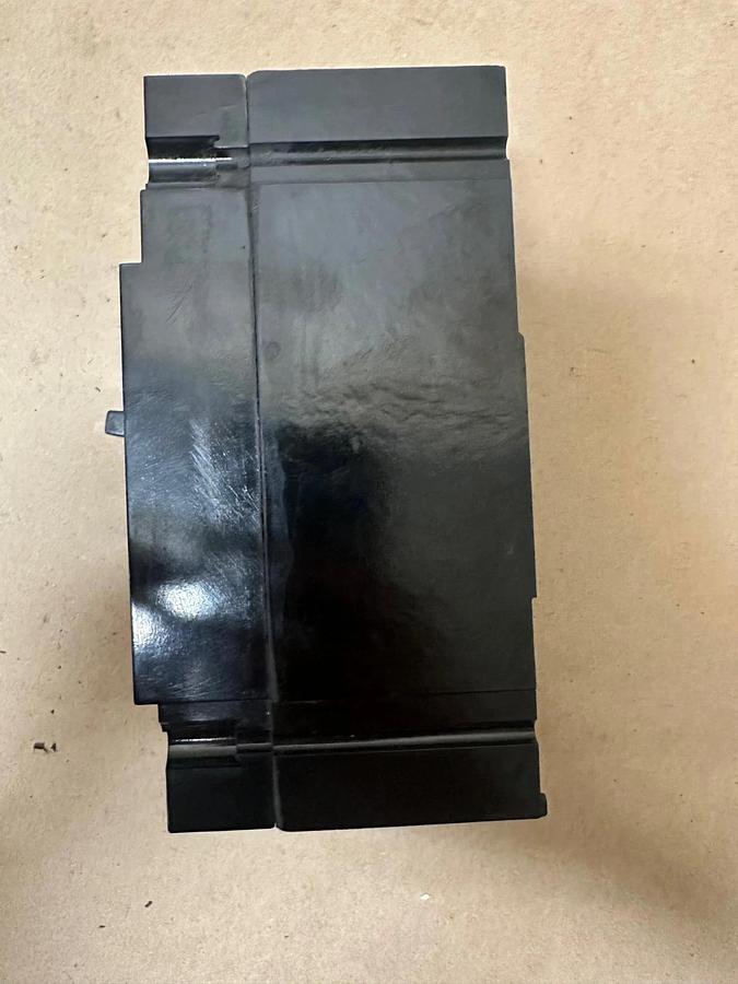 Used General Electric TED124070WL Circuit Breaker 70A *NEW*