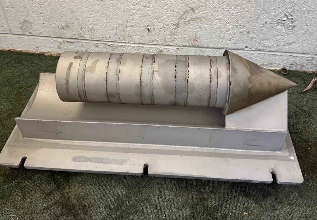 Used Industrial Magnetics BM6000RHSFG Bullet Magnet