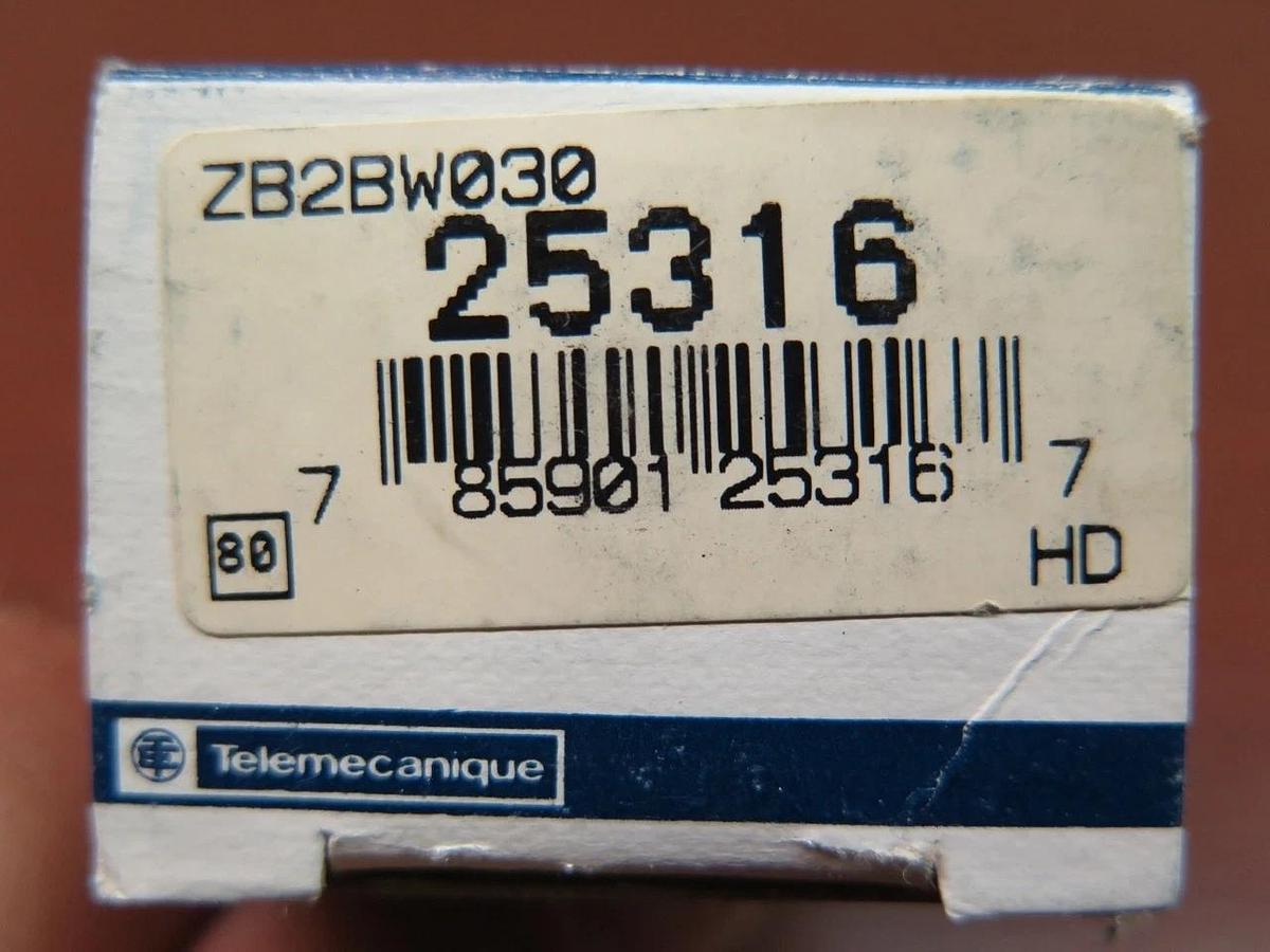 Telemecanique 25316 Pilot Light NIB