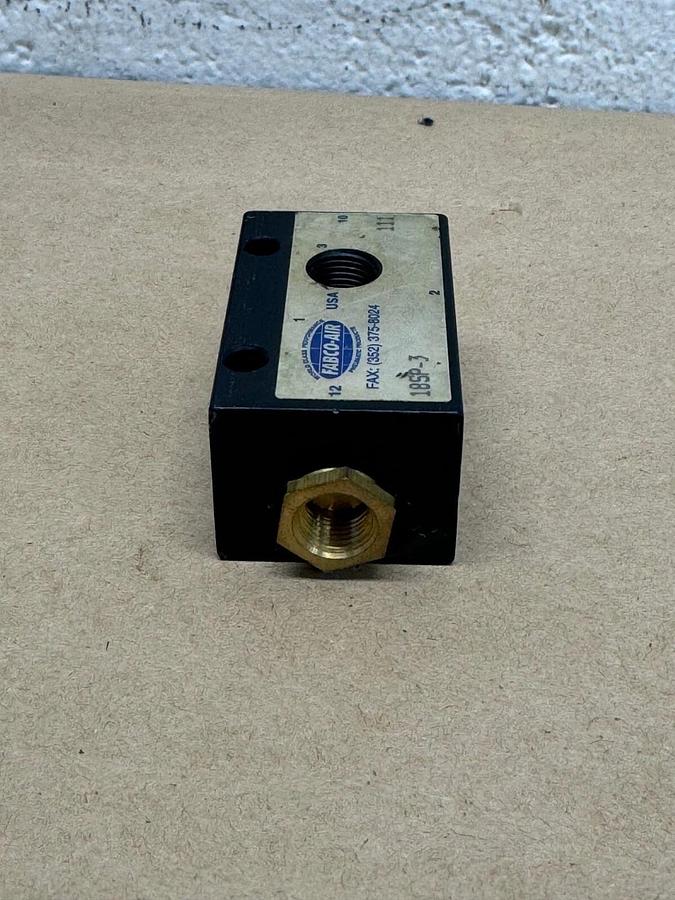Used Fabco Air 18SP-3 Directional Control Valve