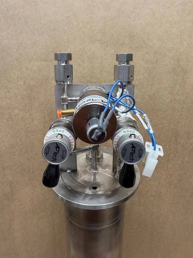 Used APTech AP3550HM Pneumatic Diaphragm Valve, (2) AP3625 Diaphragm, C276 1Gal Tank