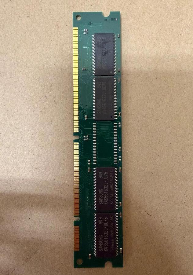 Used MSC 864V32CD3DT4SDGX-75AISAJ Circuit Board