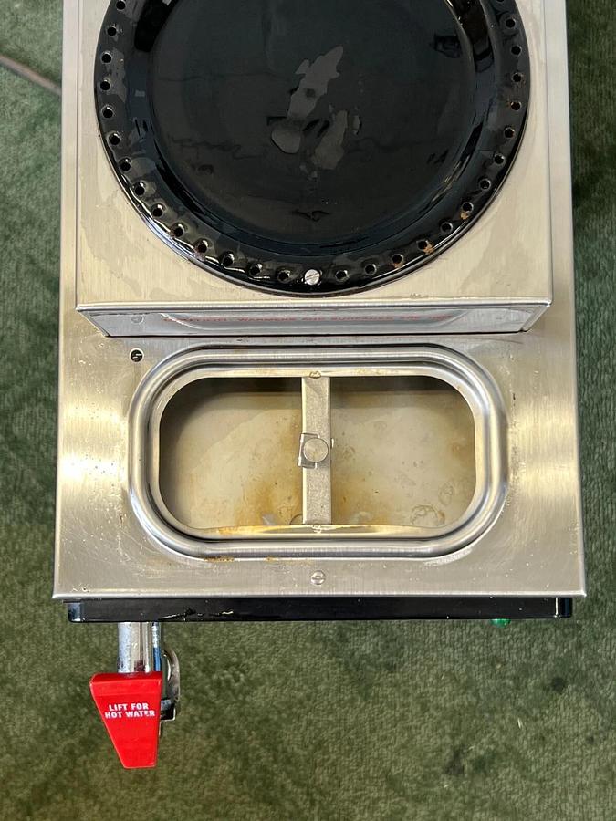 Used BUNN CWTF0653420697 120 Volts Coffee Maker