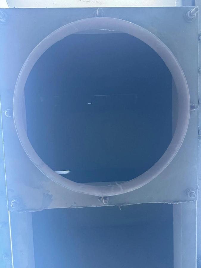 Used United Air Specialist FJL8-0B 8-Cartridge Dust Collector