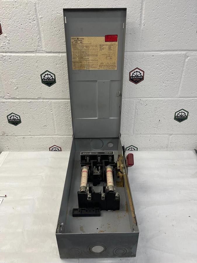 Used General Electric TH3362R , Heavy Duty Safety Switch, 60 A, 600 VAC, 250 VDC