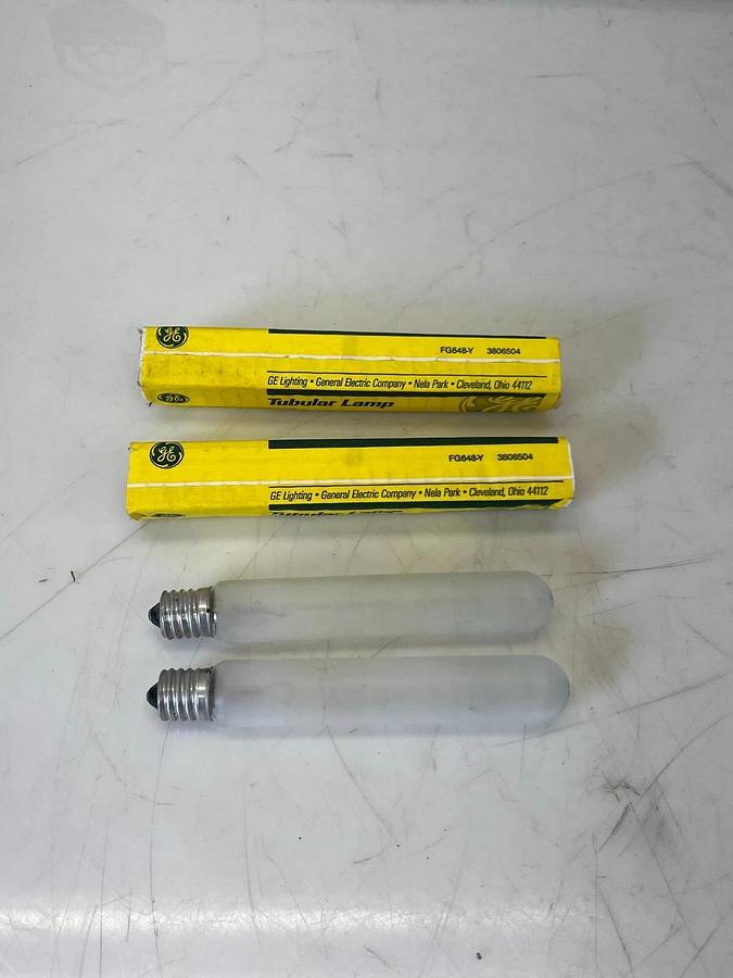 Used General Electric FG648-Y Tubular Lamp - Lot of 2