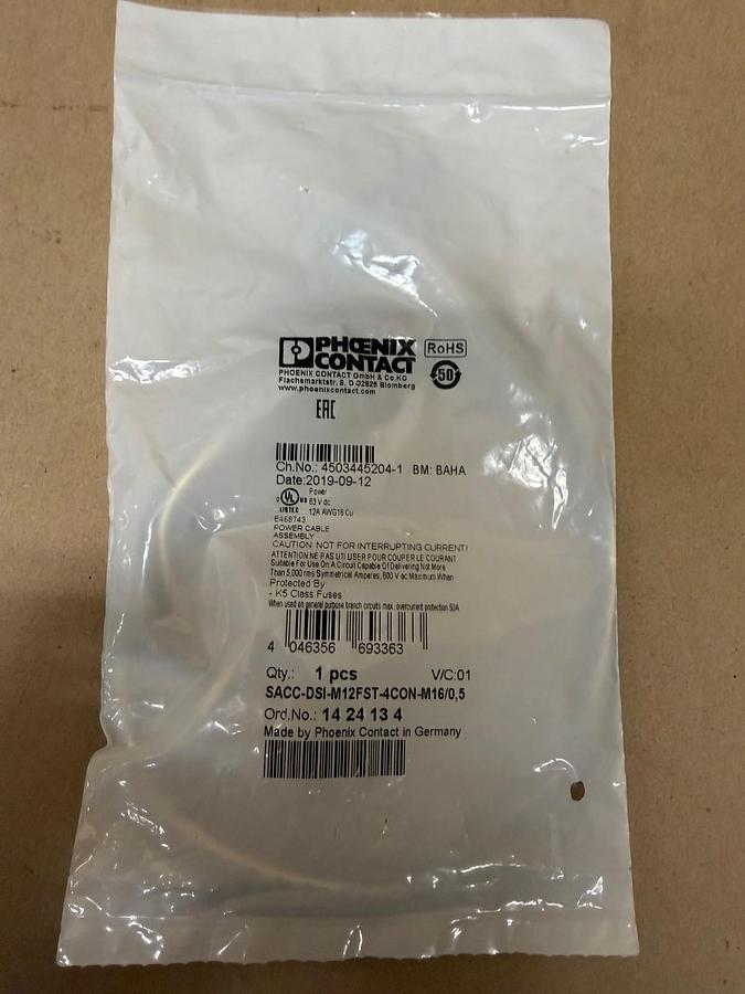 Used Phoenix Contact SACC-DSI-M12FST-4CON-M16/0,5 Device Connector Rear Mounting NEW