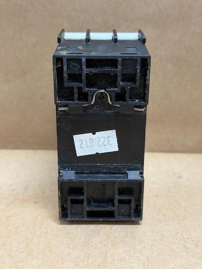 Used Siemens 3RV1021-4BA10 Circuit Breaker