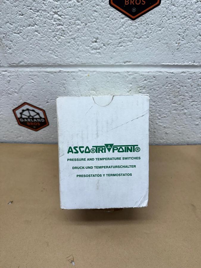 Used ASCO HB21A214 Tri-Point Pressure Switch *NEW*