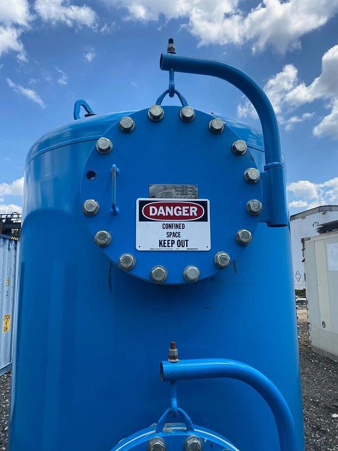 Used Quick Tanks Inc 880 Gallon Vertical Cylinder Liquid Storage Tank, 60”x72”